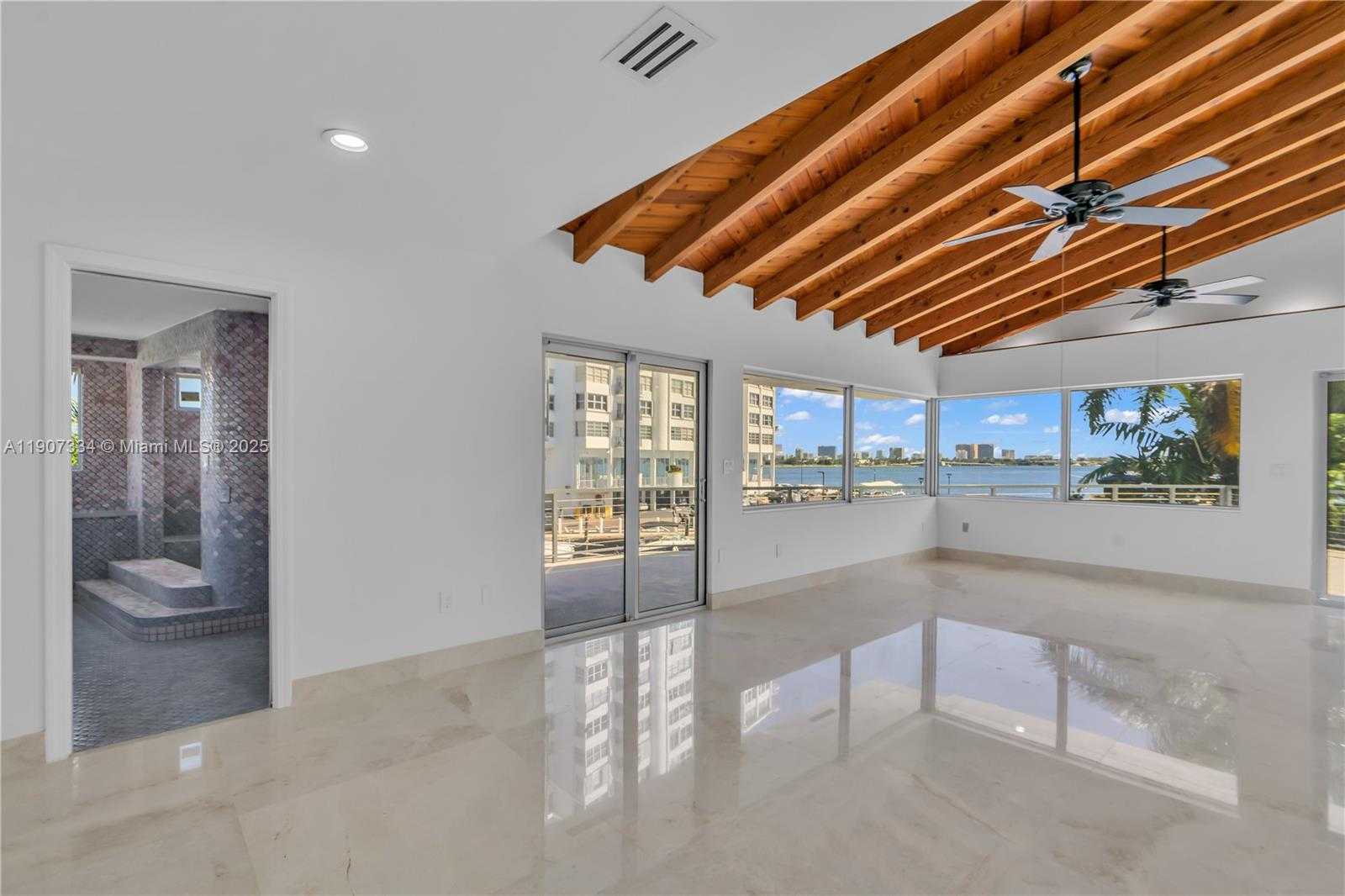 Small Image of 2089 NORTH EAST 121ST RD, North Miami Number 14