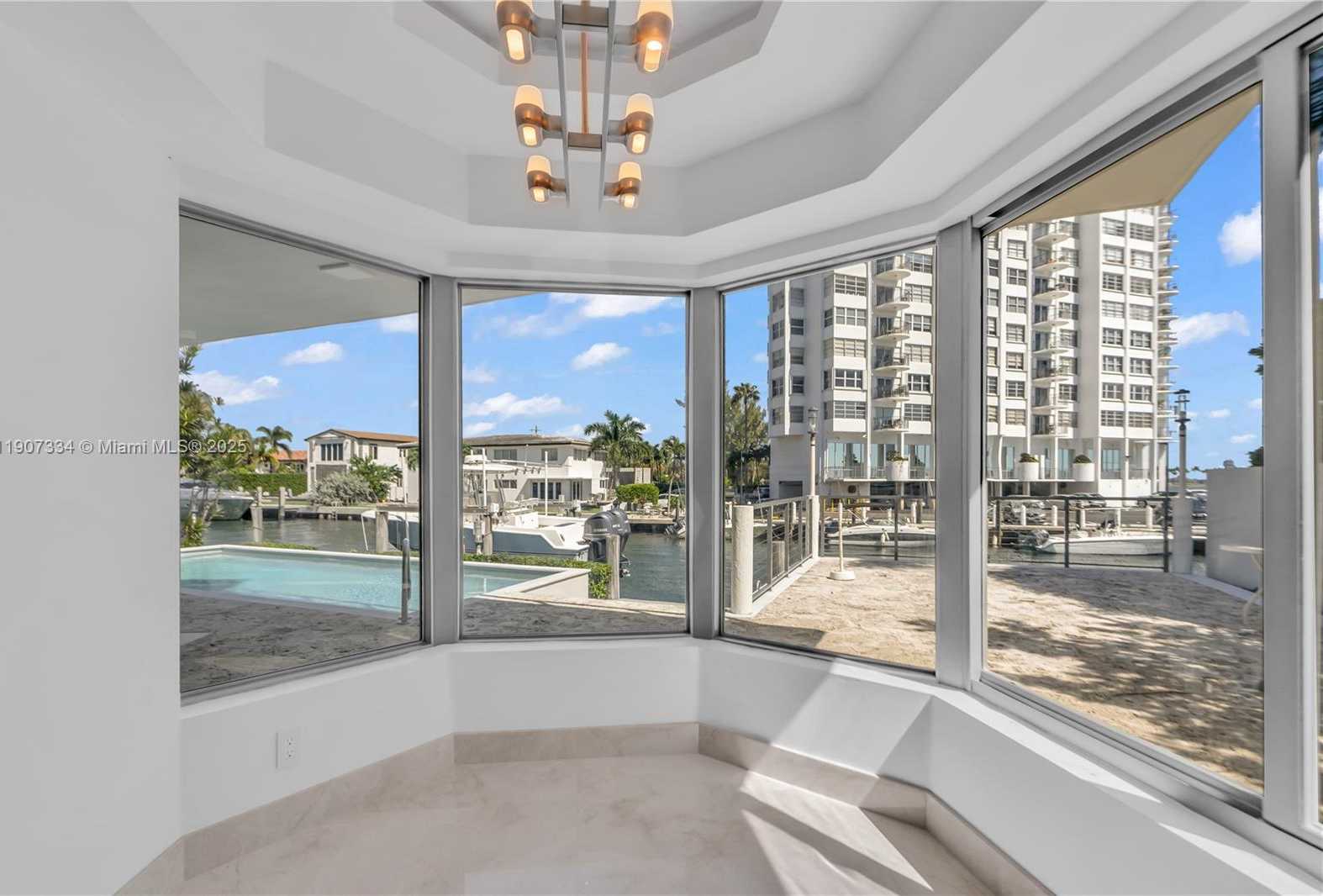 Small Image of 2089 NORTH EAST 121ST RD, North Miami Number 27