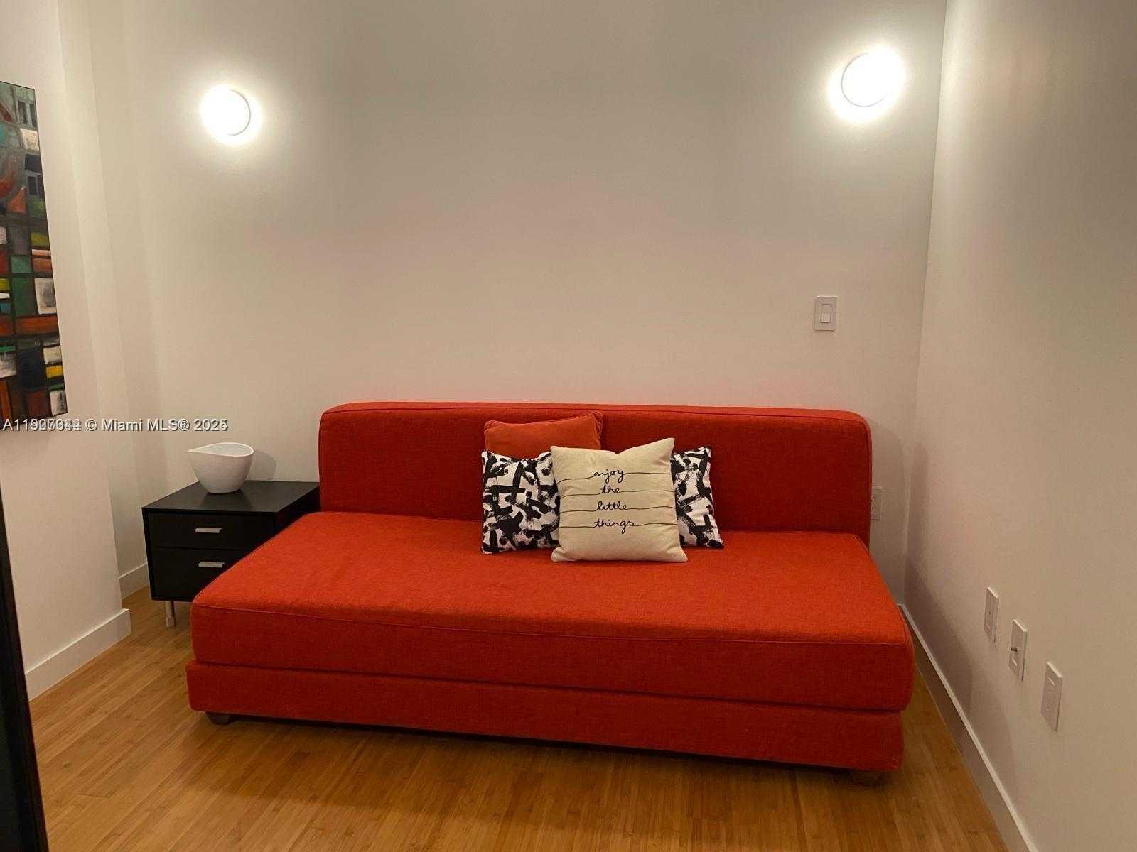 Small Image of 19400 TURNBERRY WAY #631, Aventura Number 10