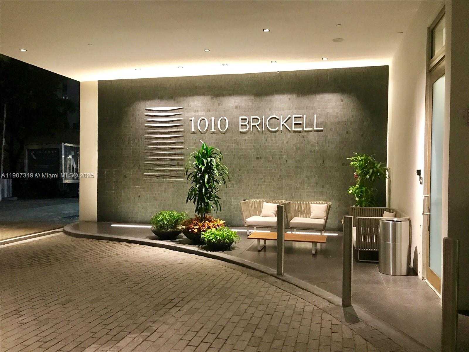 Small Image of 1010 BRICKELL AVE #3302, Miami Number 1