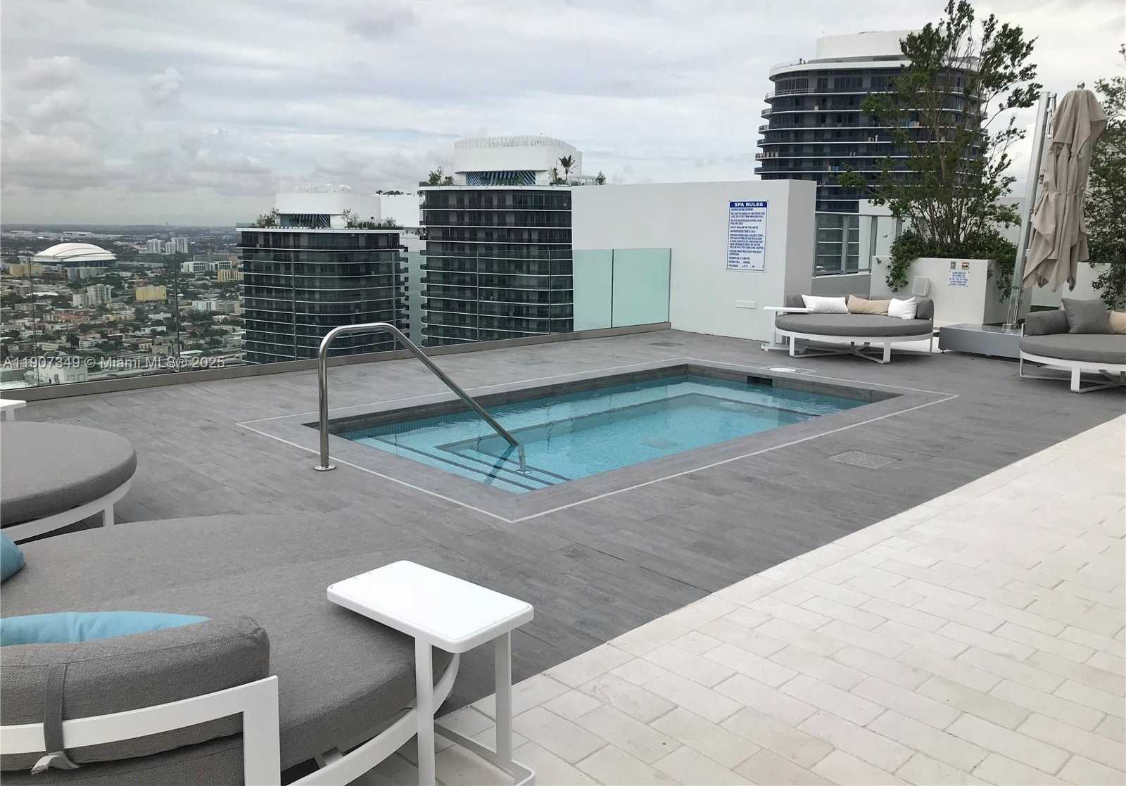 Small Image of 1010 BRICKELL AVE #3302, Miami Number 13