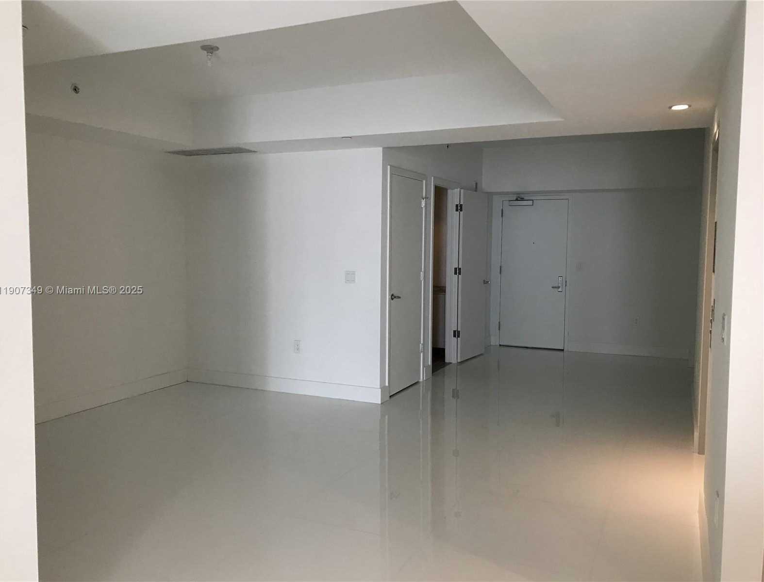 Small Image of 1010 BRICKELL AVE #3302, Miami Number 19