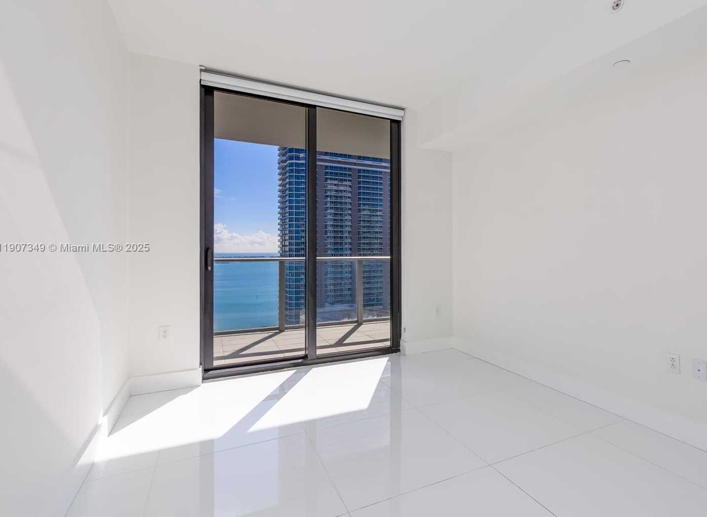 Small Image of 1010 BRICKELL AVE #3302, Miami Number 58