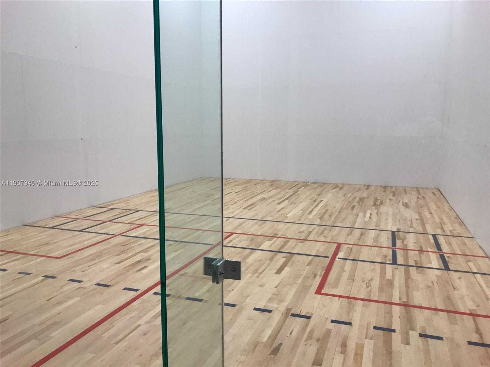 Small Image of 1010 BRICKELL AVE #3302, Miami Number 6