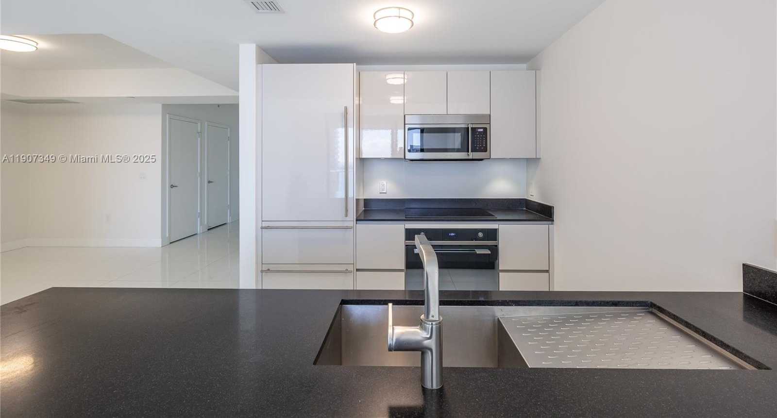 Small Image of 1010 BRICKELL AVE #3302, Miami Number 61