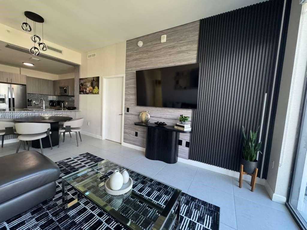 Small Image of 5350 NORTH WEST 84TH AVE #2013, Doral Number 11