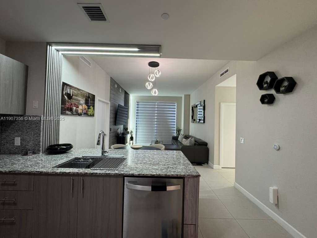 Small Image of 5350 NORTH WEST 84TH AVE #2013, Doral Number 9