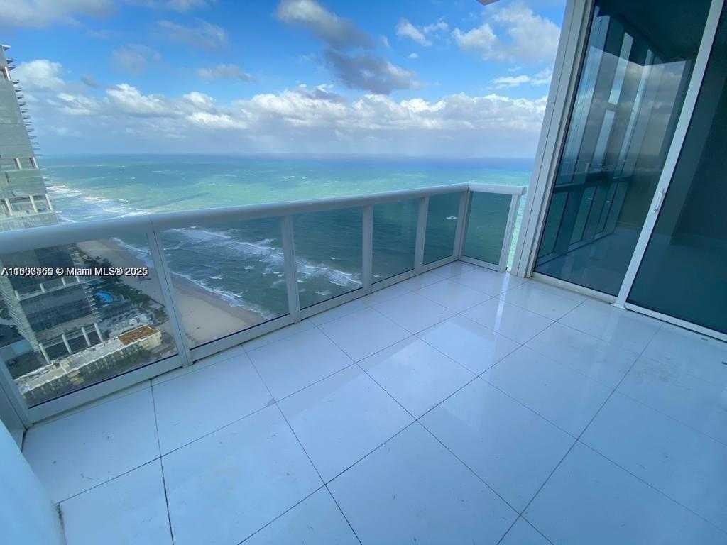 Small Image of 18201 COLLINS AVE #5402, Sunny Isles Beach Number 1