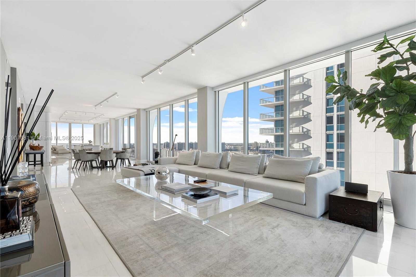 Small Image of 16901 COLLINS AVE #3005, Sunny Isles Beach Number 20