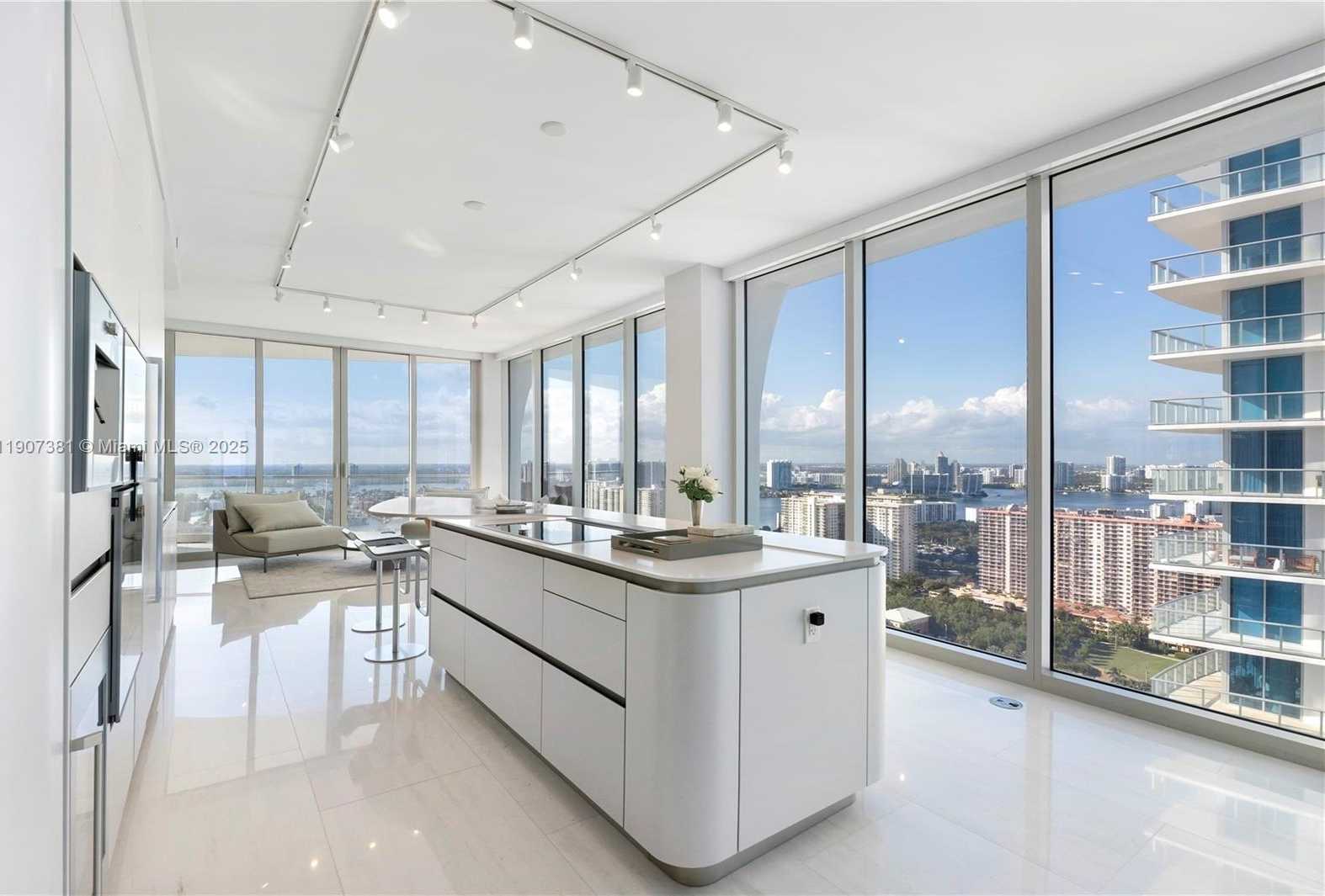 Small Image of 16901 COLLINS AVE #3005, Sunny Isles Beach Number 24