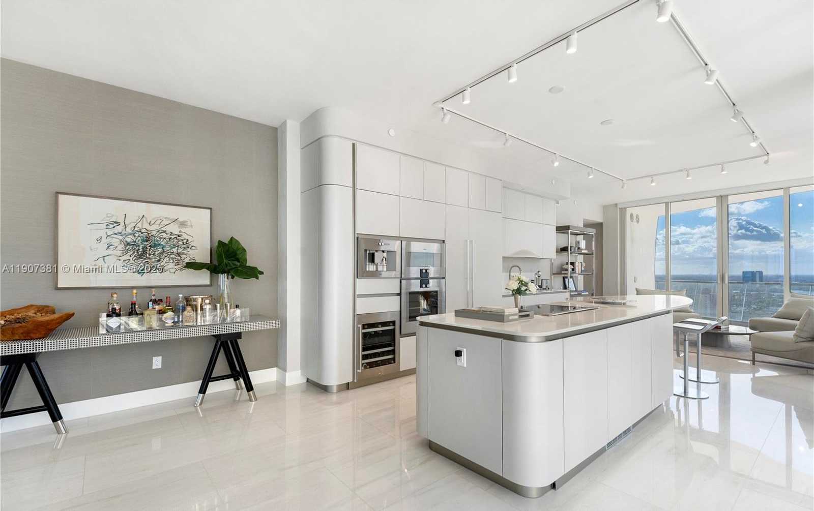 Small Image of 16901 COLLINS AVE #3005, Sunny Isles Beach Number 6