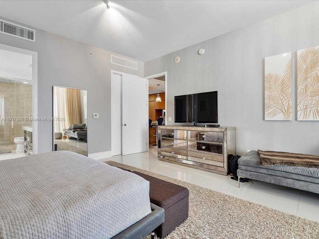 Small Image of 9705 COLLINS AVE #1804N, Bal Harbour Number 13