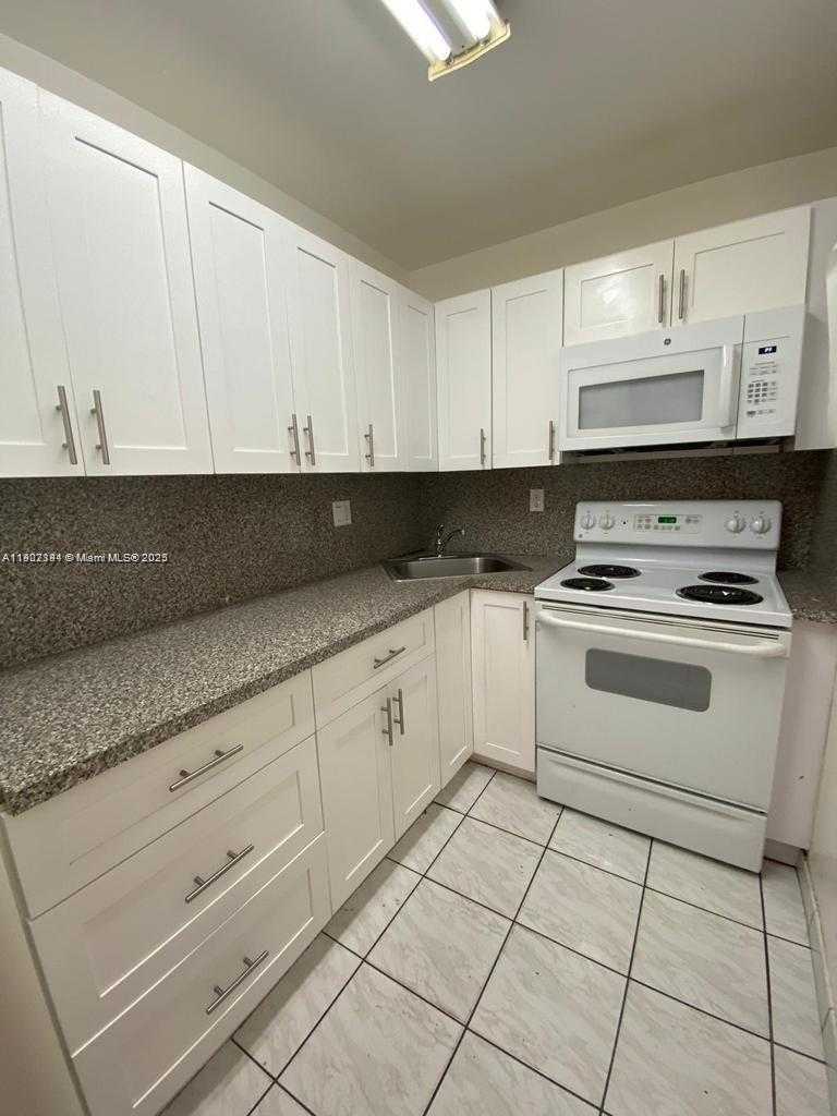 Small Image of 4803 NORTH WEST 7TH ST #403-14, Miami Number 3
