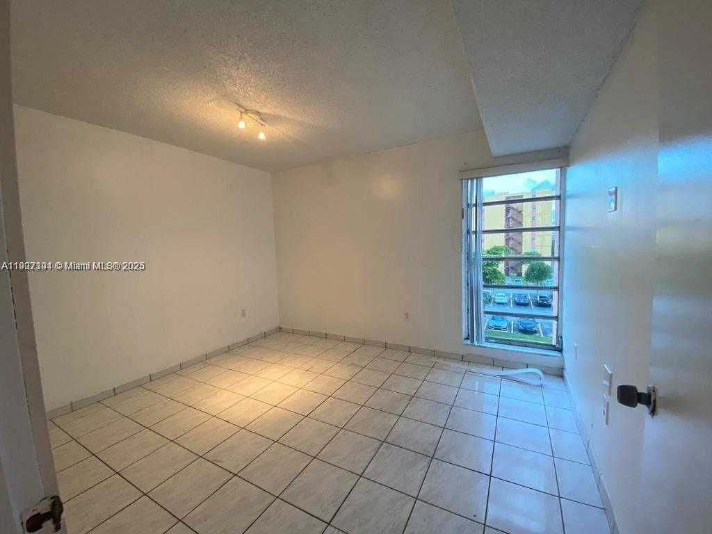Small Image of 4803 NORTH WEST 7TH ST #403-14, Miami Number 5