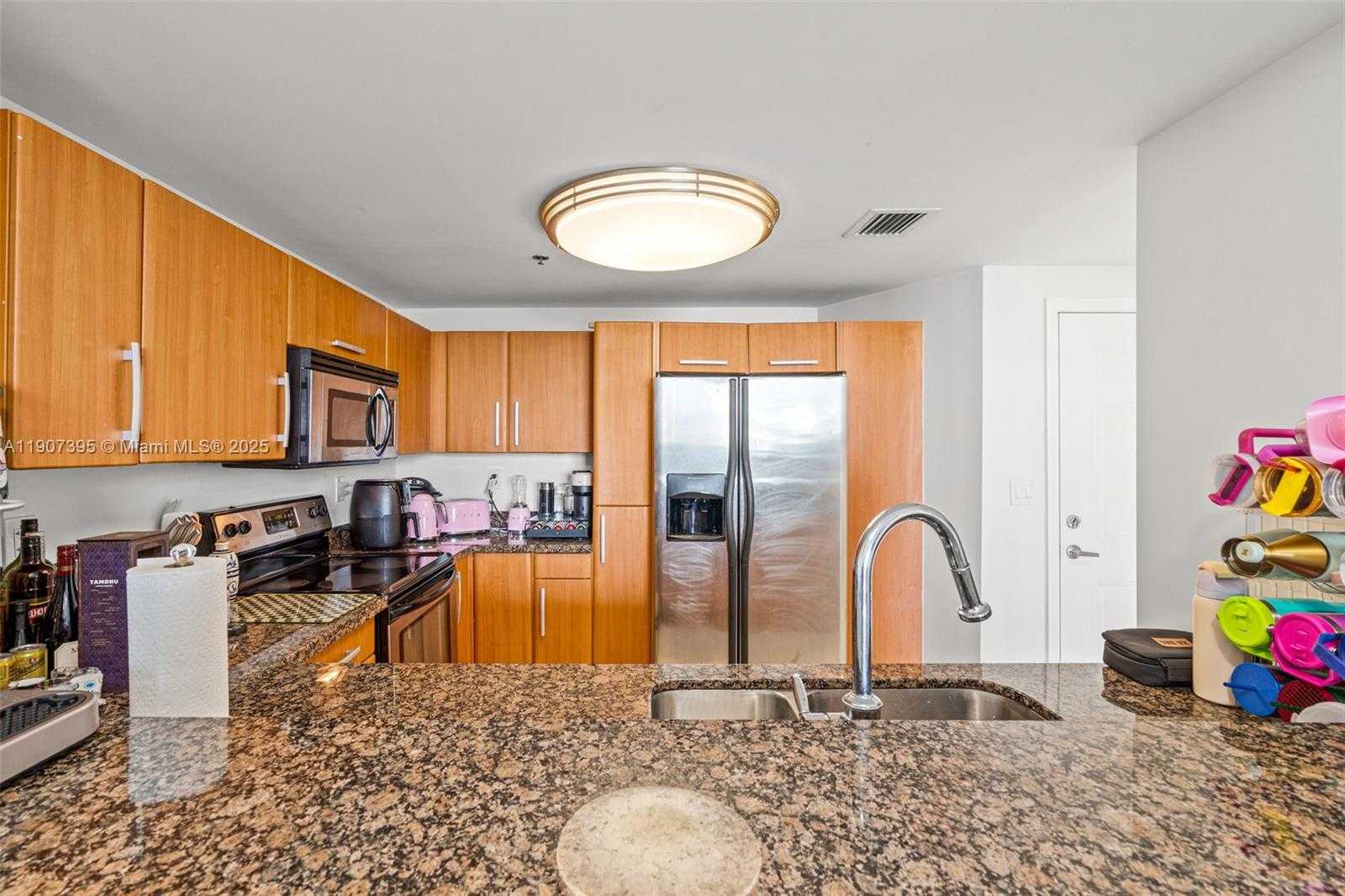 Small Image of 6362 COLLINS AVE #405, Miami Beach Number 11