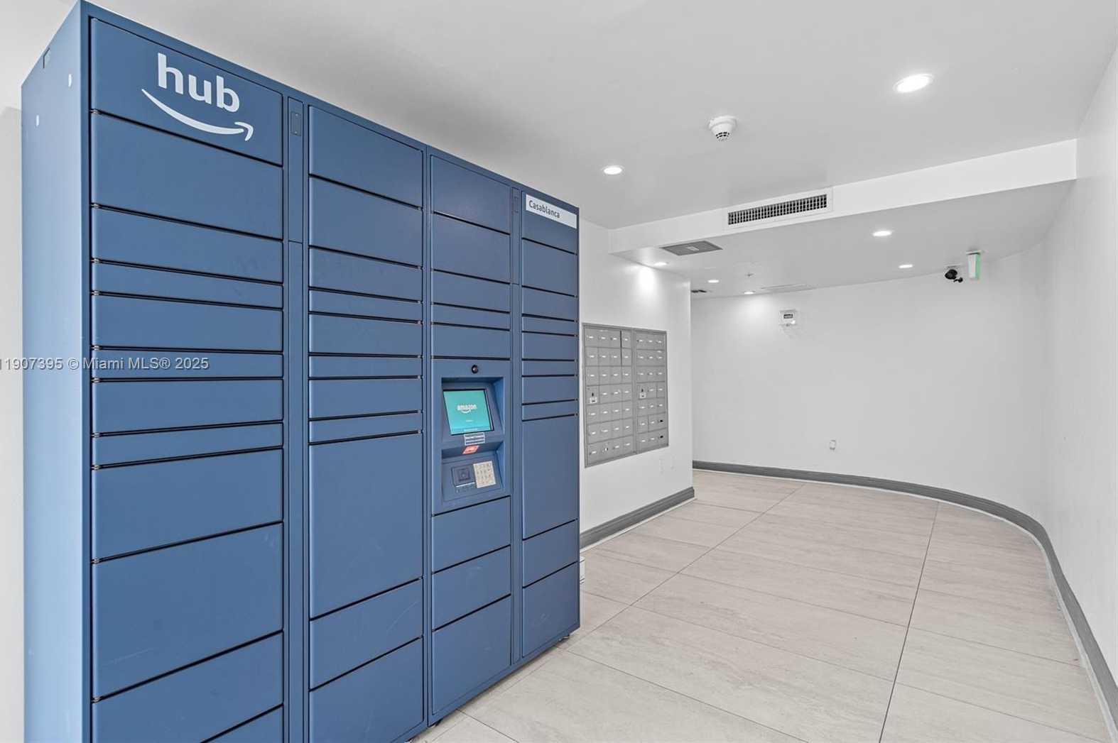 Small Image of 6362 COLLINS AVE #405, Miami Beach Number 25