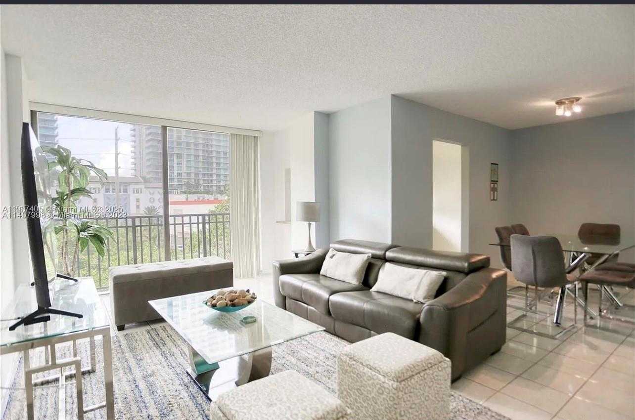 Small Image of 16909 NORTH BAY RD #512, Sunny Isles Beach Number 1