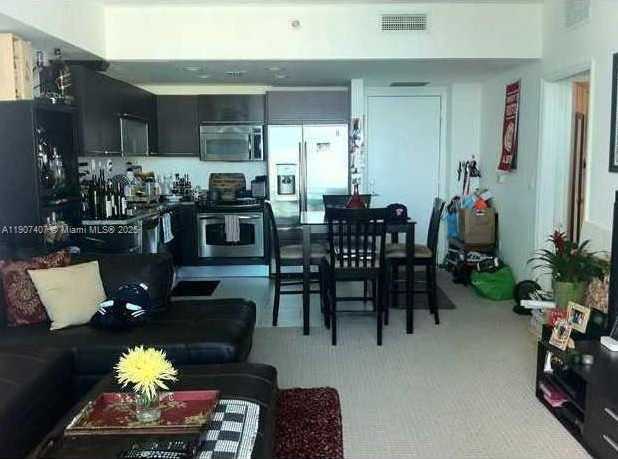 Small Image of 951 BRICKELL AVE #1808, Miami Number 6