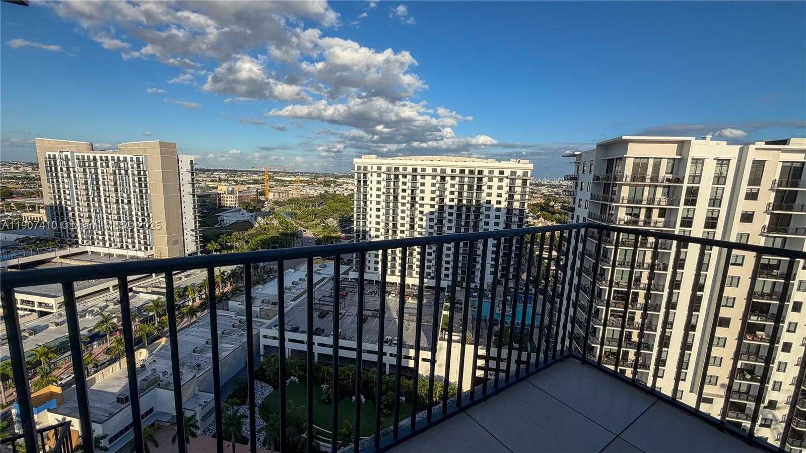 Small Image of 5252 NORTH WEST 85TH AVE #1903, Doral Number 11