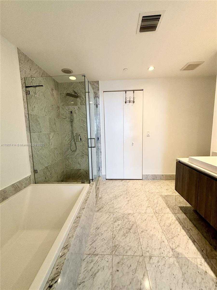 Small Image of 801 SOUTH MIAMI AVE #4310, Miami Number 8