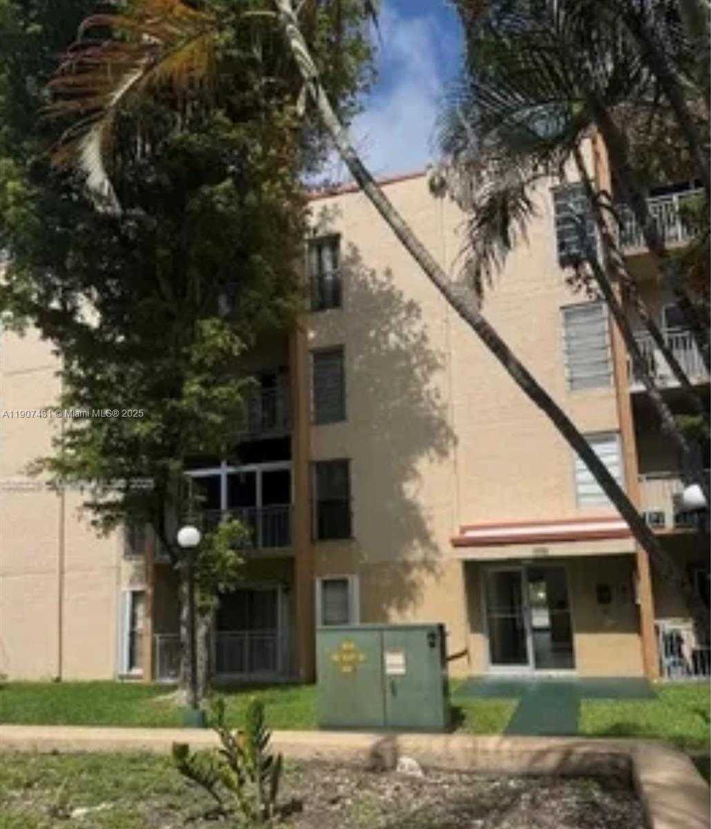 Small Image of 4855 NORTH WEST 7TH ST #401-6, Miami Number 5