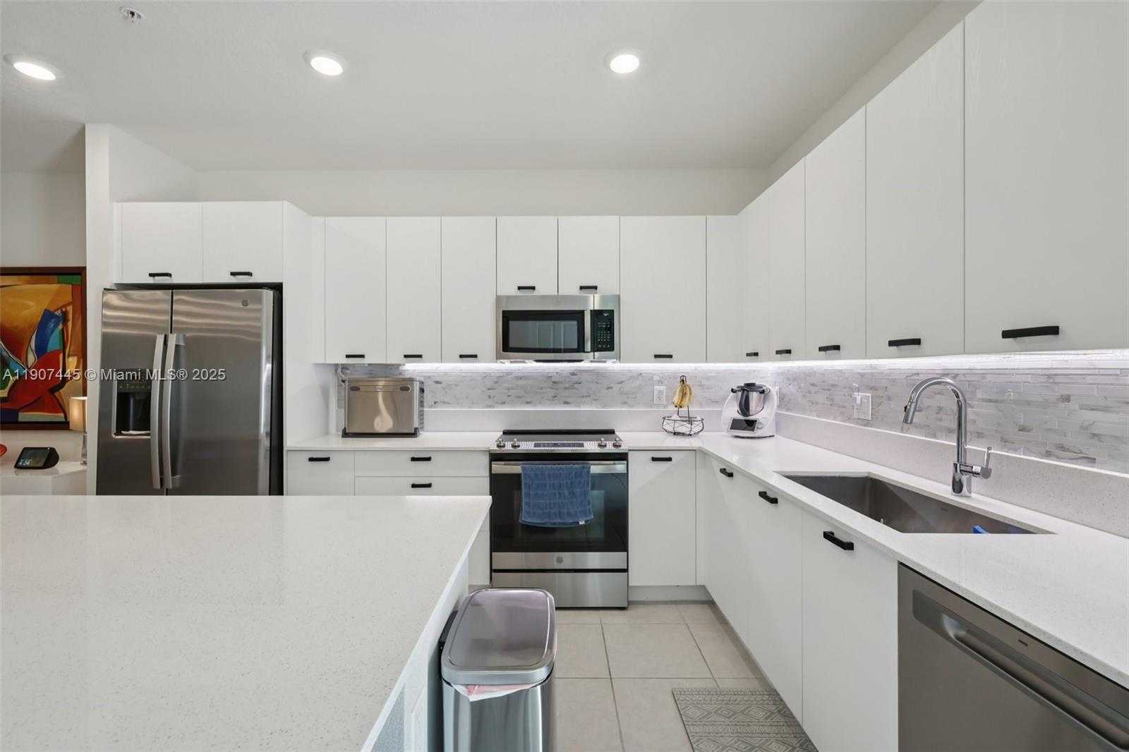 Small Image of 8001 NORTH WEST 41ST ST #F-112, Doral Number 12