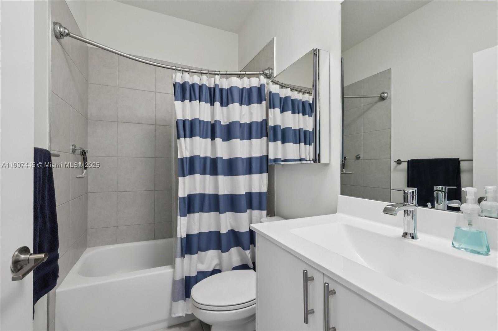 Small Image of 8001 NORTH WEST 41ST ST #F-112, Doral Number 23