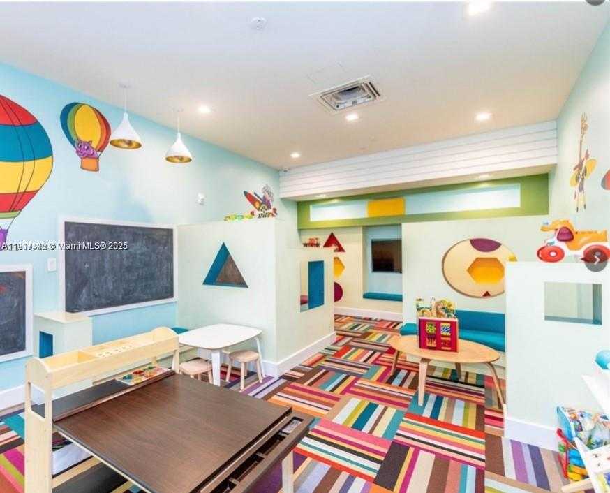 Small Image of 8001 NORTH WEST 41ST ST #F-112, Doral Number 32