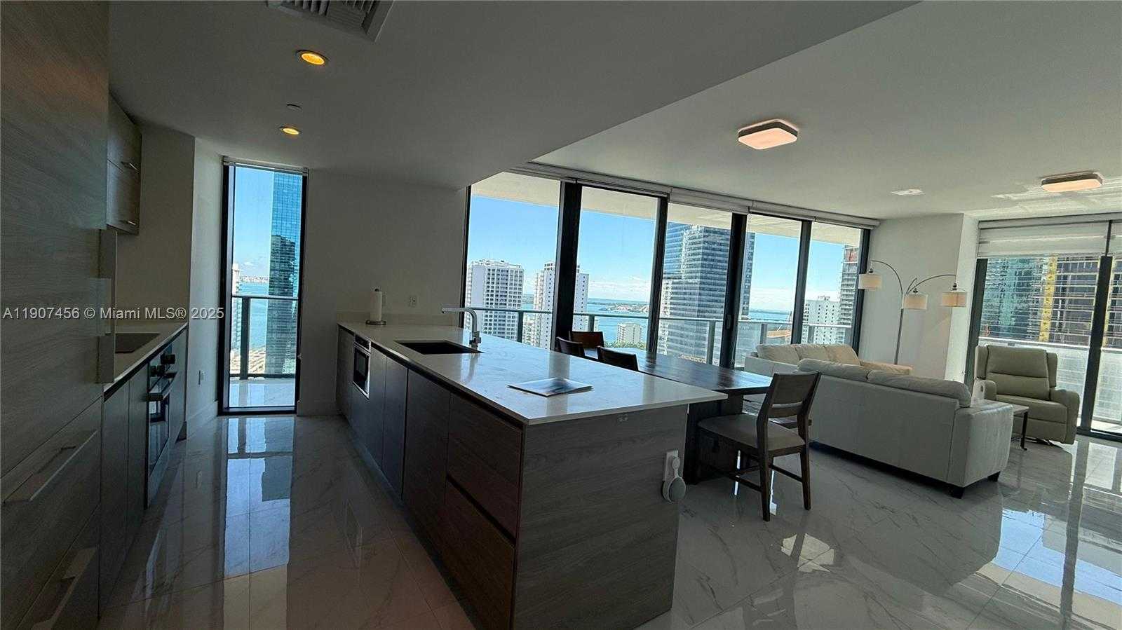 Small Image of 1300 SOUTH MIAMI AVE #2005, Miami Number 16