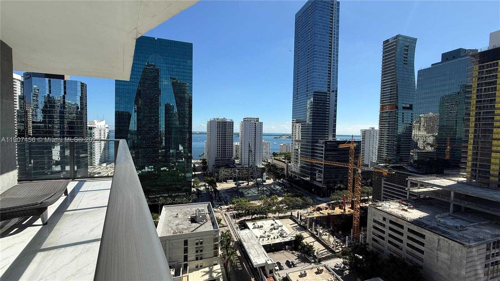 Small Image of 1300 SOUTH MIAMI AVE #2005, Miami Number 33