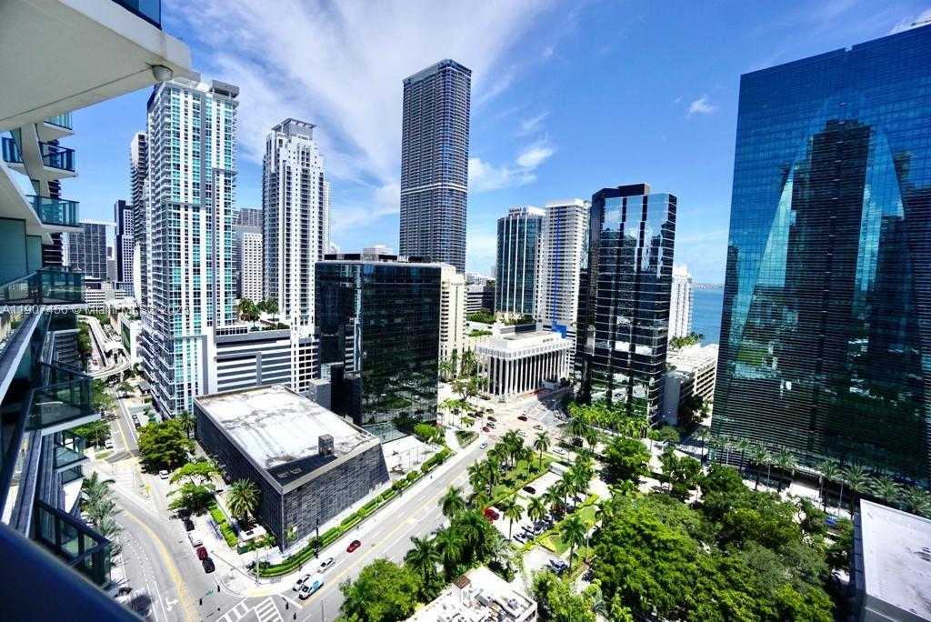 Small Image of 1300 SOUTH MIAMI AVE #2005, Miami Number 37