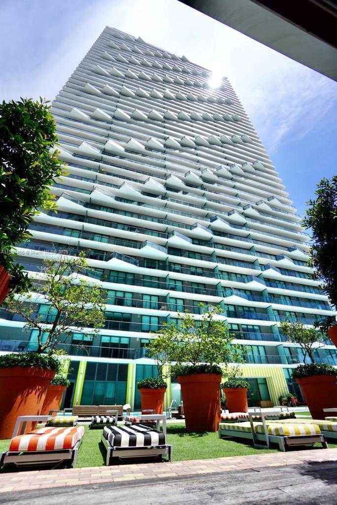 Small Image of 1300 SOUTH MIAMI AVE #2005, Miami Number 41