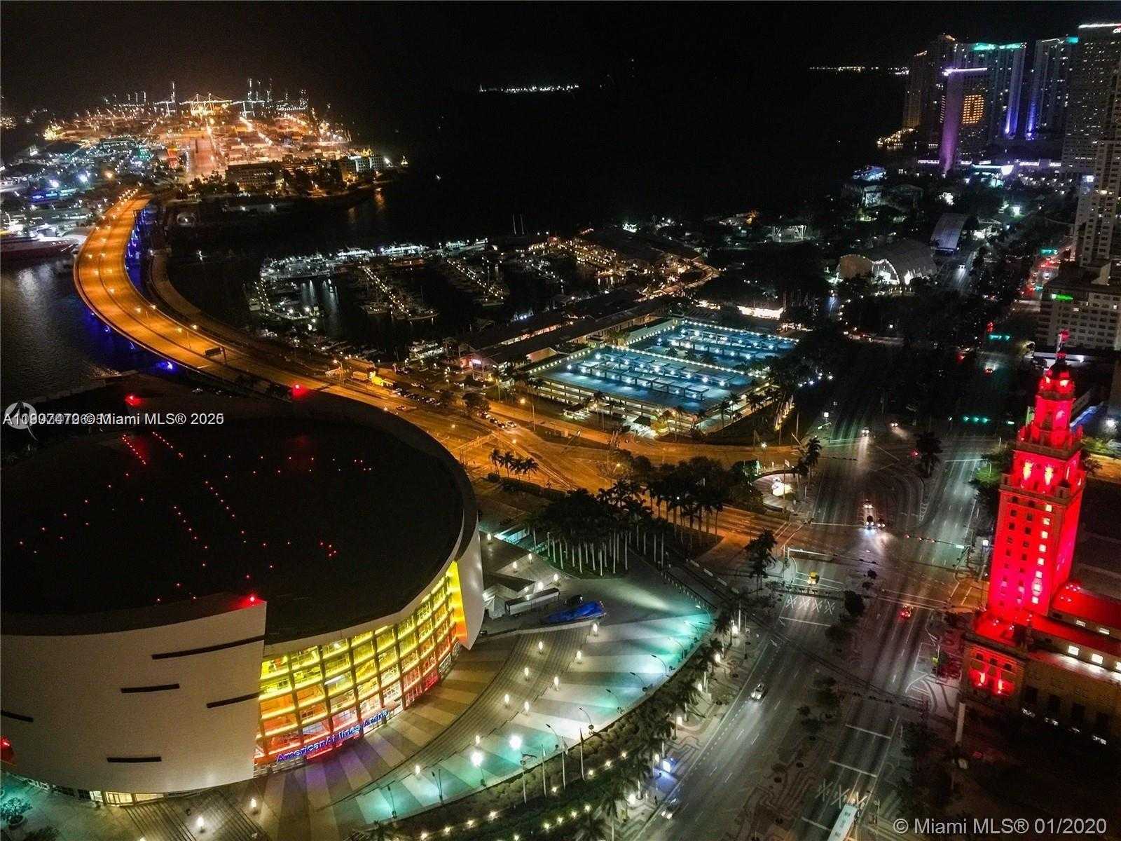 Small Image of 888 BISCAYNE BL #2707, Miami Number 30