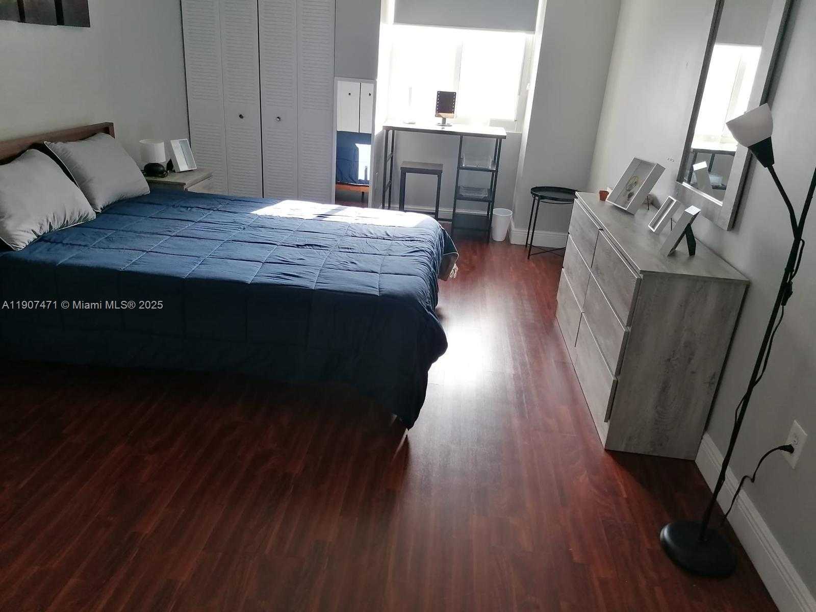 Small Image of 800 NORTH MIAMI AVE #E-1009, Miami Number 12