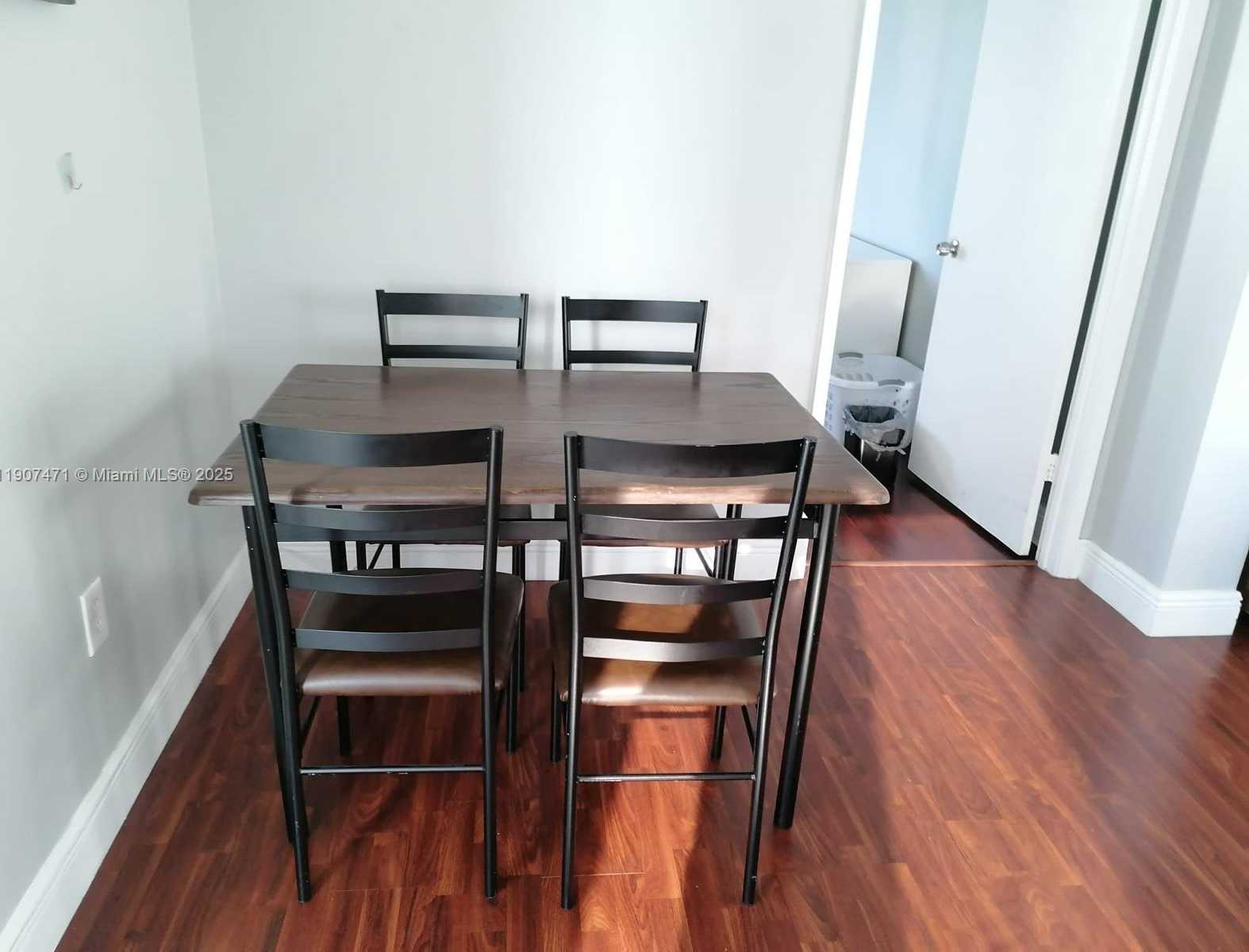 Small Image of 800 NORTH MIAMI AVE #E-1009, Miami Number 13