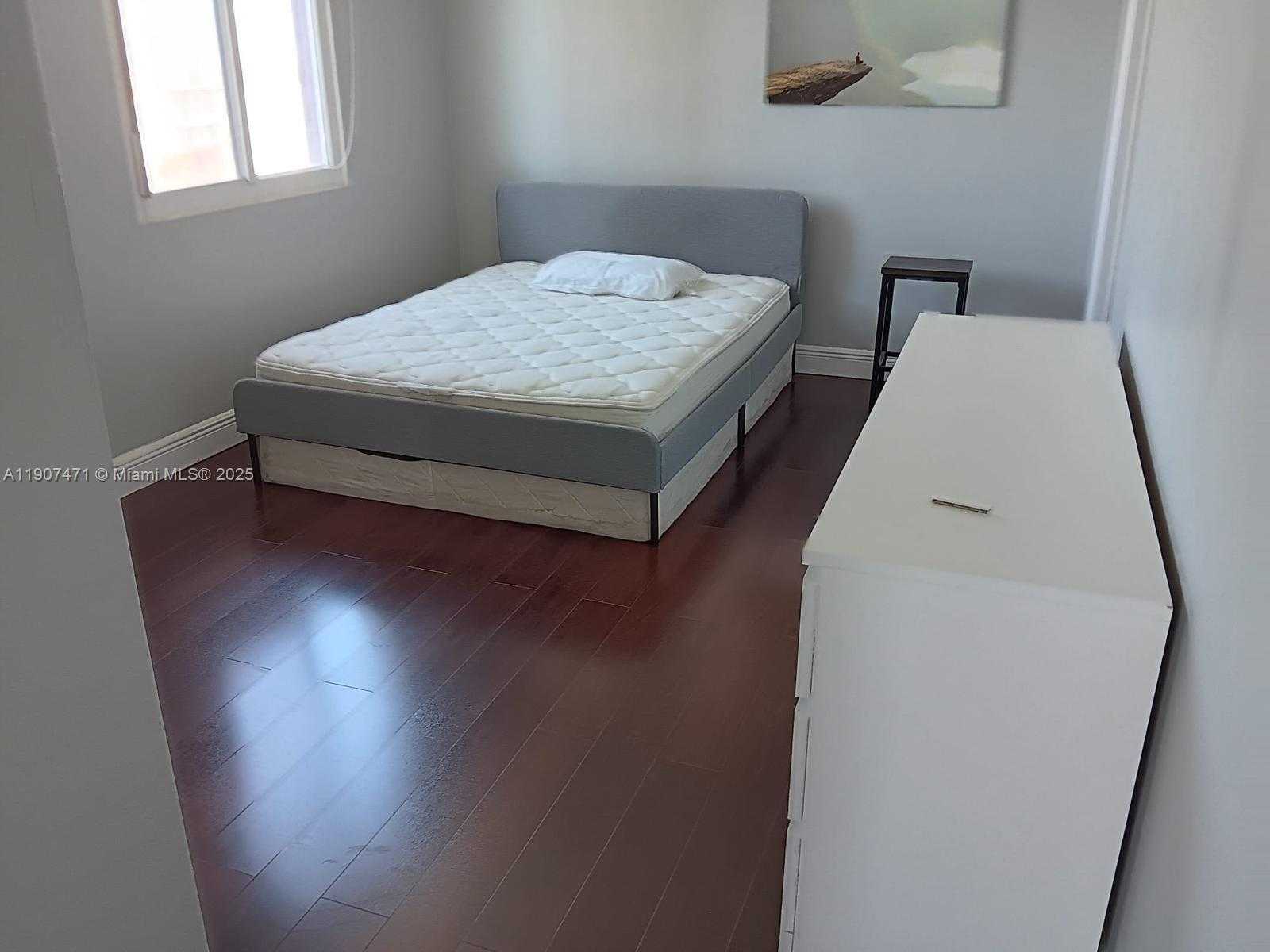 Small Image of 800 NORTH MIAMI AVE #E-1009, Miami Number 15