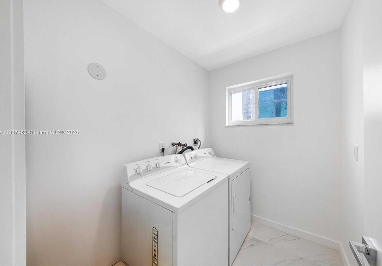 Small Image of 242 PALM AVE, Miami Beach Number 30