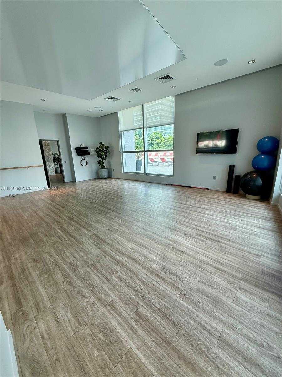 Small Image of 1100 SOUTH MIAMI AVE #3710, Miami Number 20