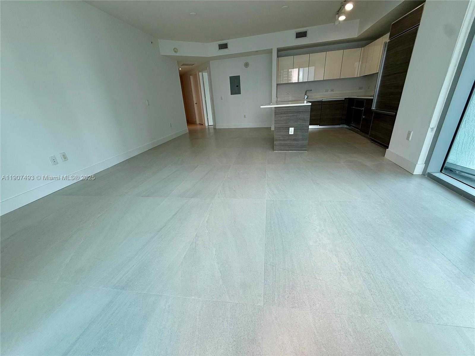 Small Image of 1100 SOUTH MIAMI AVE #3710, Miami Number 4