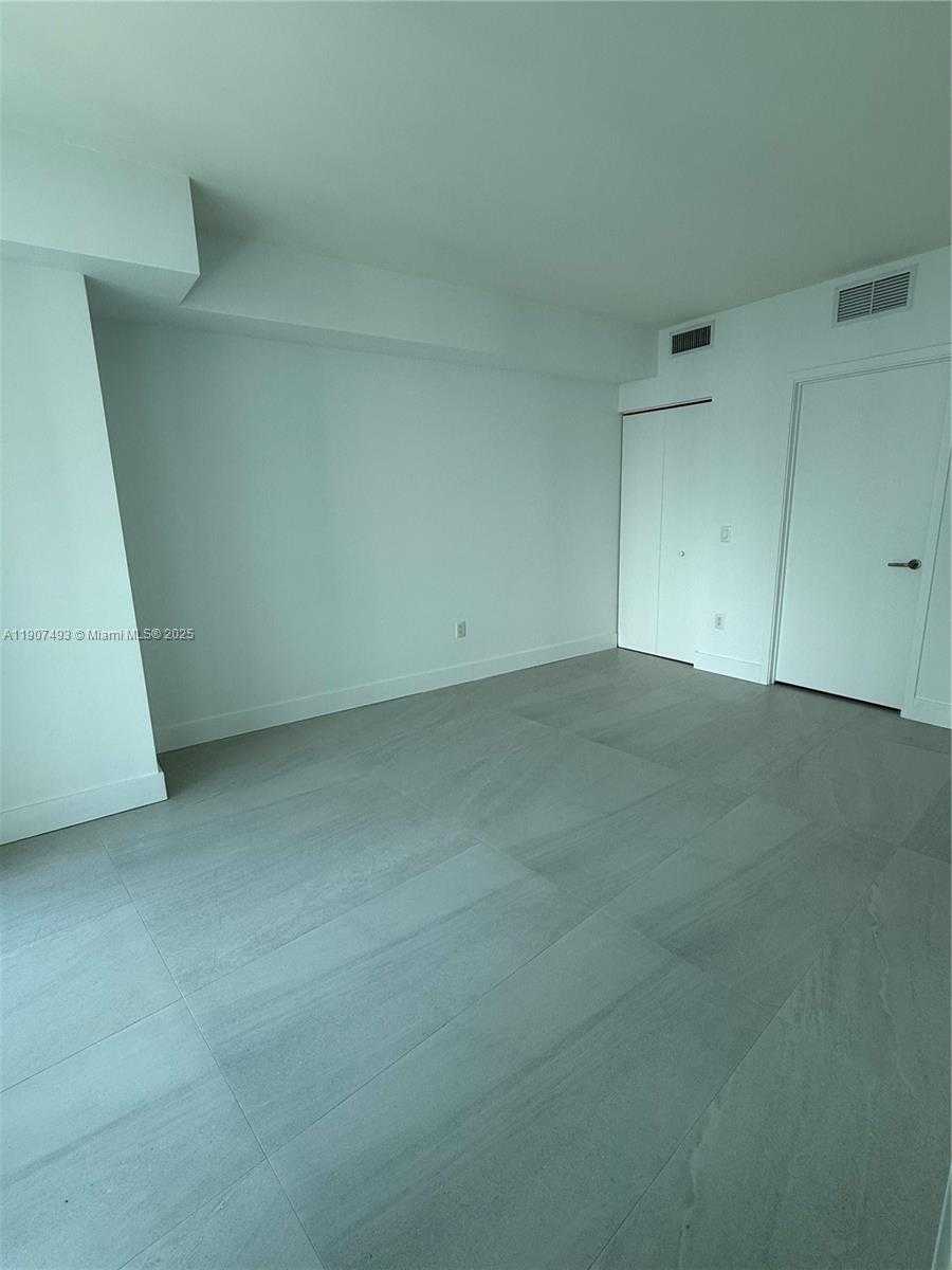 Small Image of 1100 SOUTH MIAMI AVE #3710, Miami Number 7