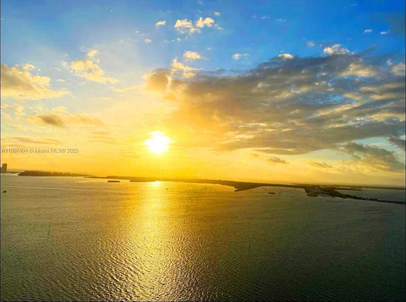 Small Image of 1200 BRICKELL BAY DR #4002, Miami Number 1