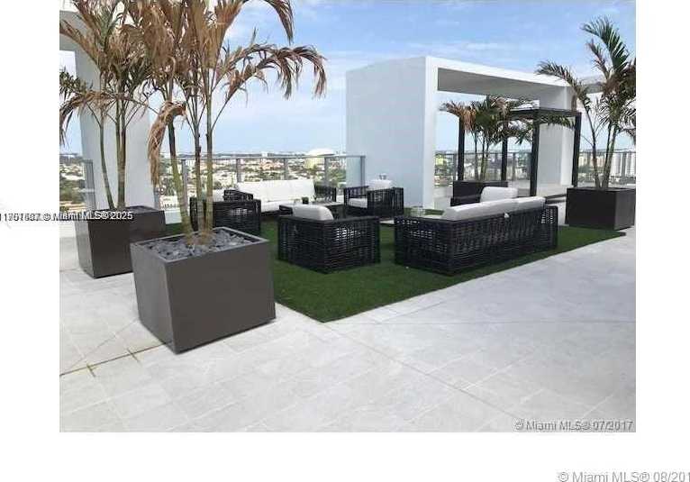 Small Image of 1010 SOUTH WEST 2ND AVE #LPH05, Miami Number 47