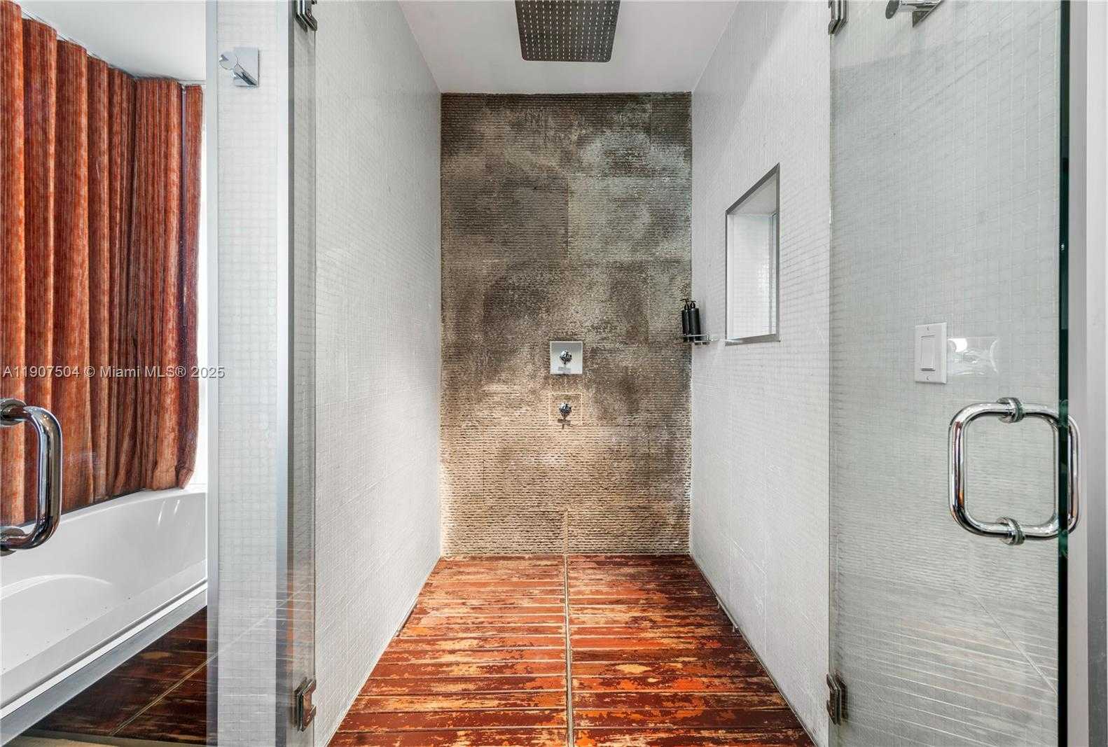 Small Image of 1606 SOUTH BAYSHORE DR #-, Miami Number 52