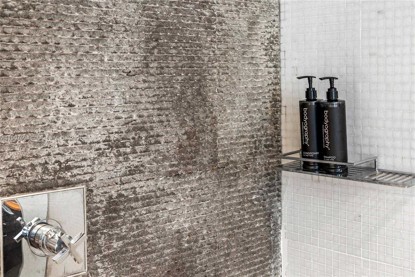 Small Image of 1606 SOUTH BAYSHORE DR #-, Miami Number 70