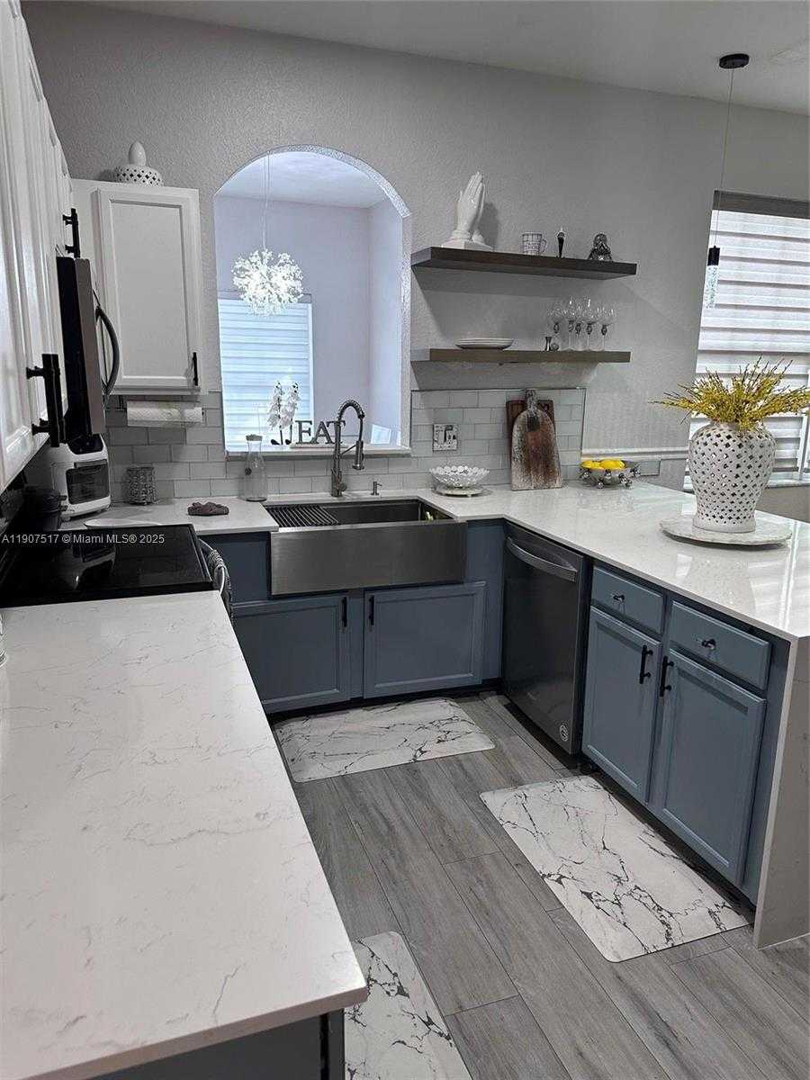 Small Image of 10577 NORTH WEST 56TH PL #10577, Coral Springs Number 7