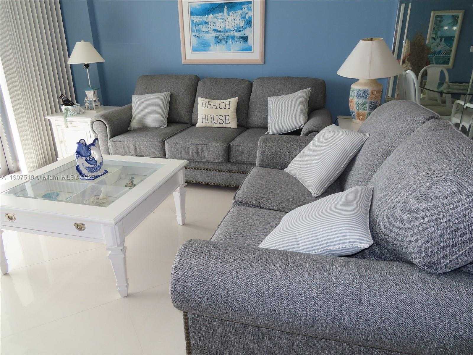 Small Image of 5701 COLLINS AVE #304, Miami Beach Number 9