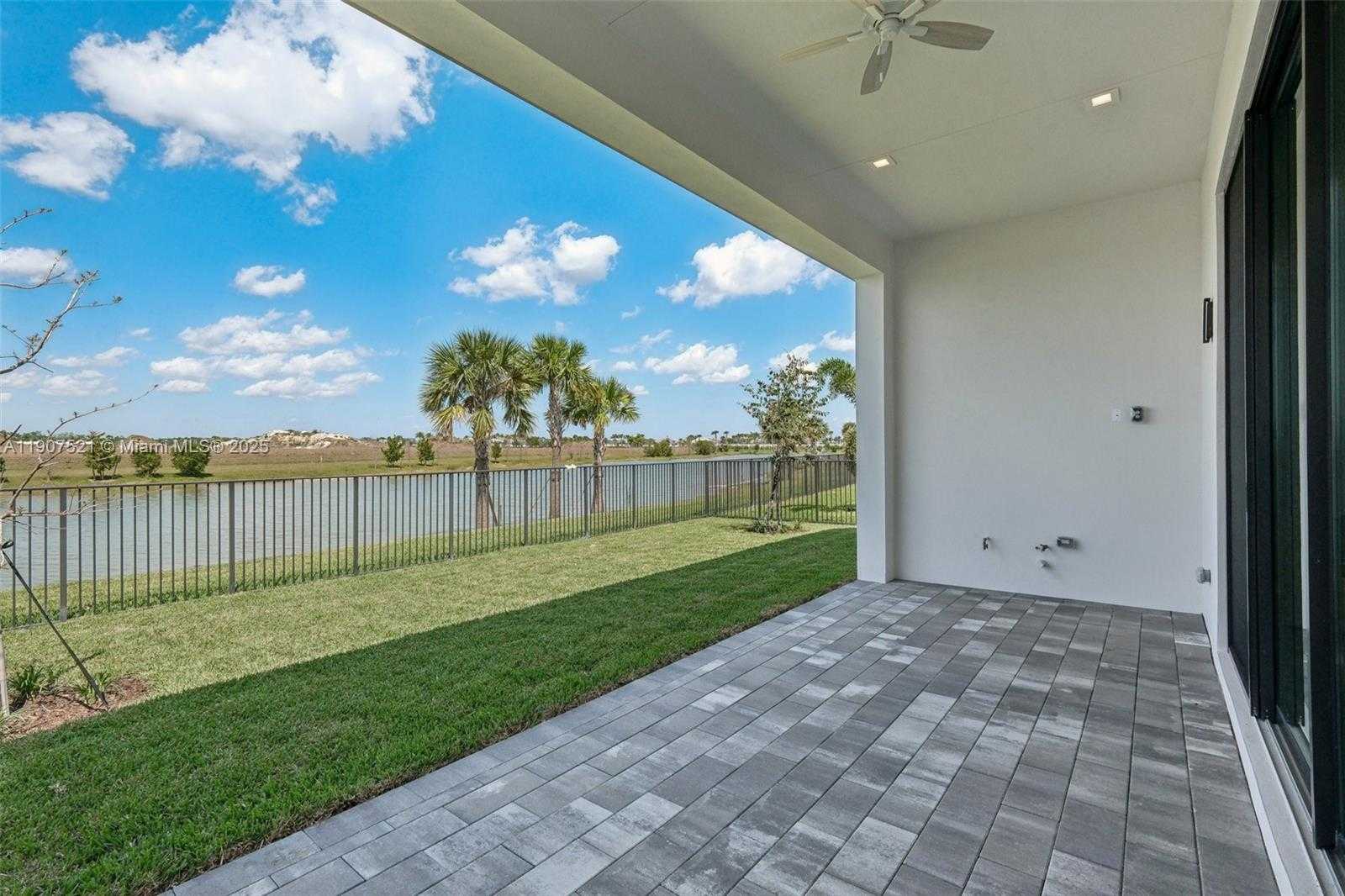 Small Image of 13131 FEATHERING WAY, Palm Beach Gardens Number 32