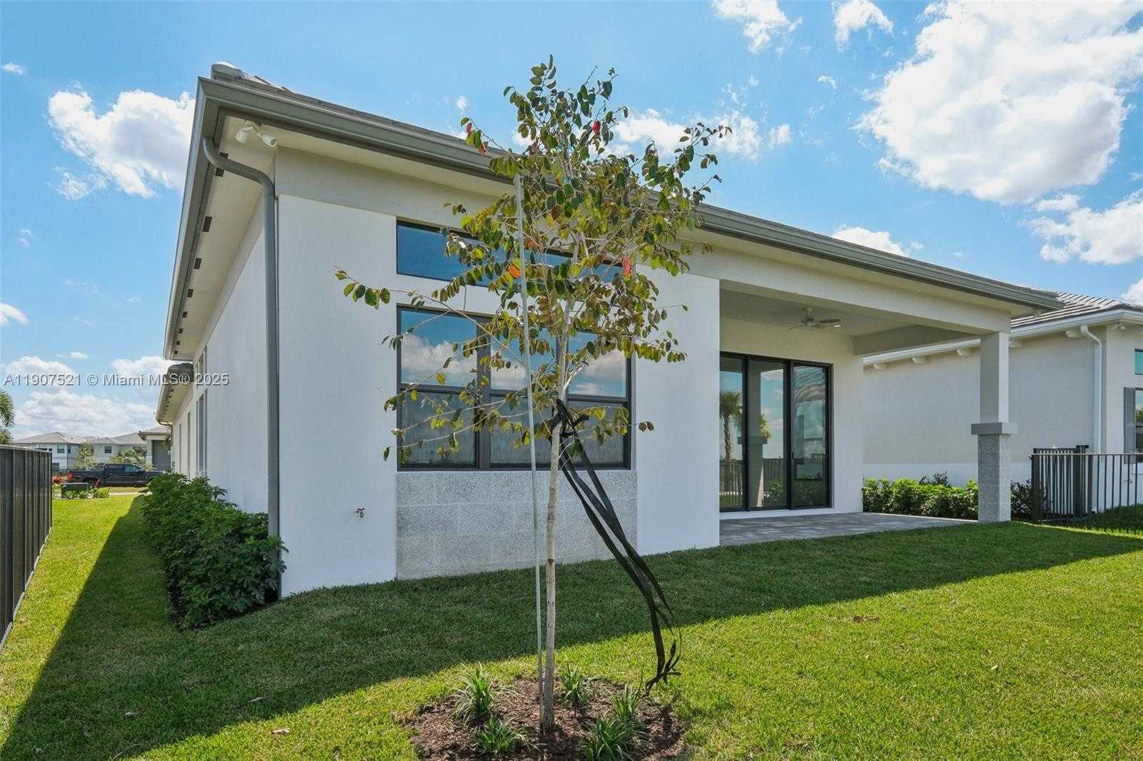 Small Image of 13131 FEATHERING WAY, Palm Beach Gardens Number 34