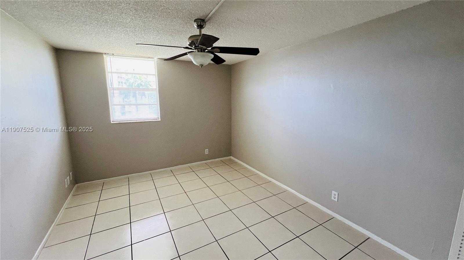 Small Image of 801 NORTH WEST 47TH AVE #409W, Miami Number 10