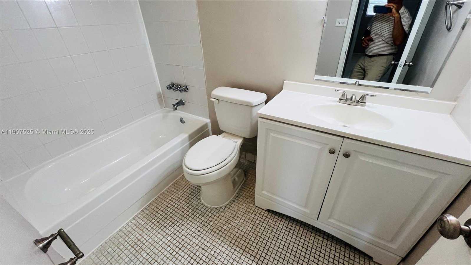 Small Image of 801 NORTH WEST 47TH AVE #409W, Miami Number 13